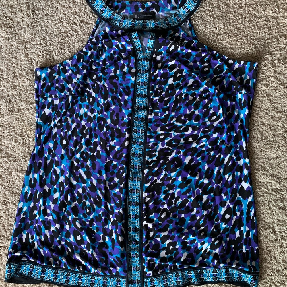INC 1x sleeveless blouse